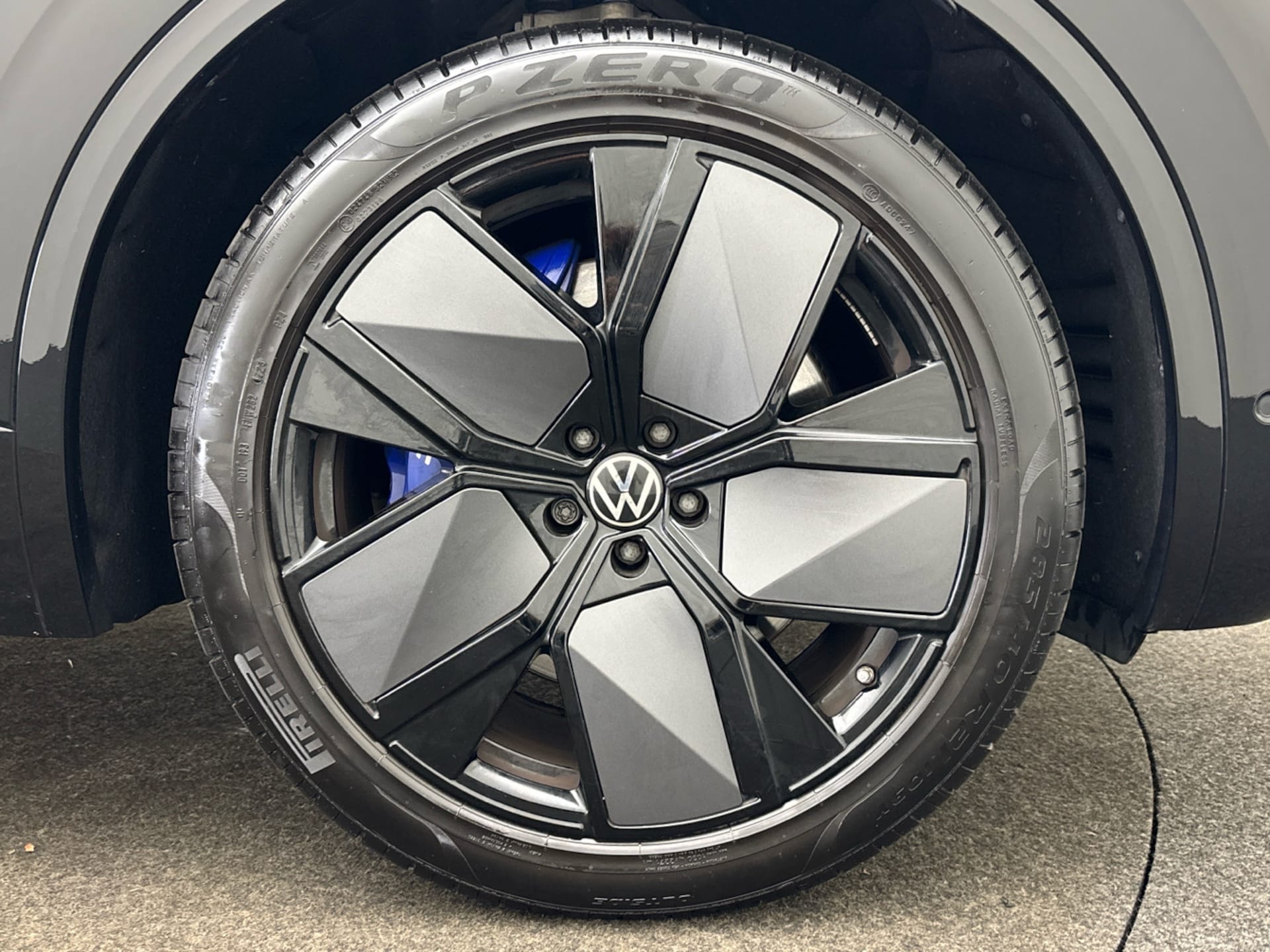 Volkswagen Touareg R