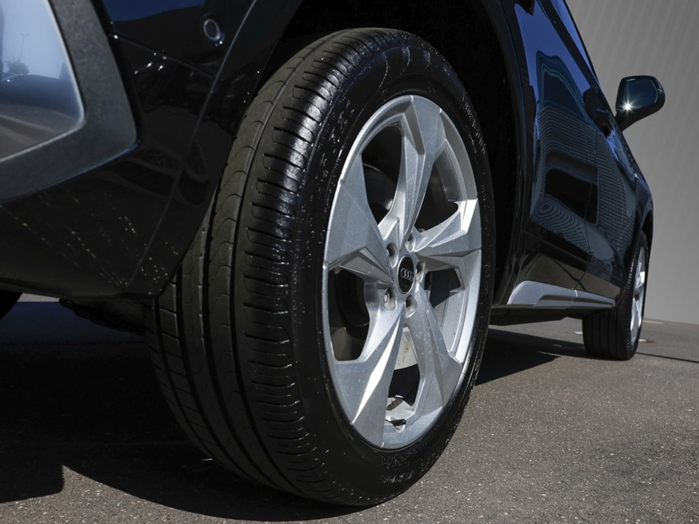 Bild über Audi Q5 Sportback 40 TFSI quattro S tronic - für weitere Informationen kontaktieren Sie den Audi Partner