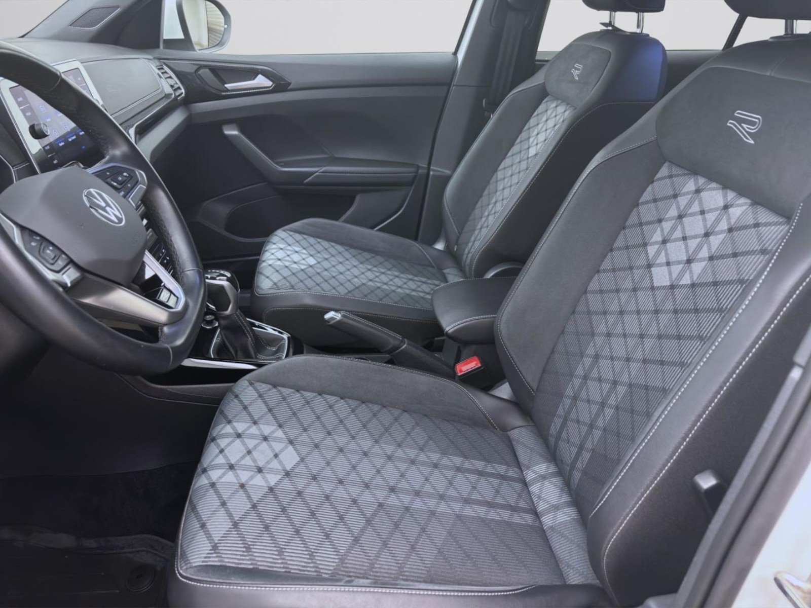 Volkswagen T-Cross – Bild 9