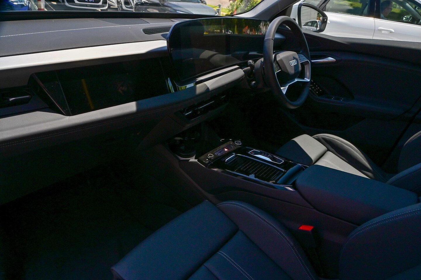 Image about Audi Q6 SUV e-tron e-tron