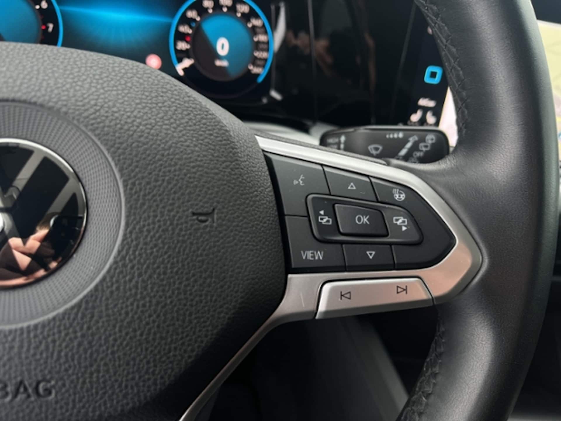 Volkswagen Golf Life