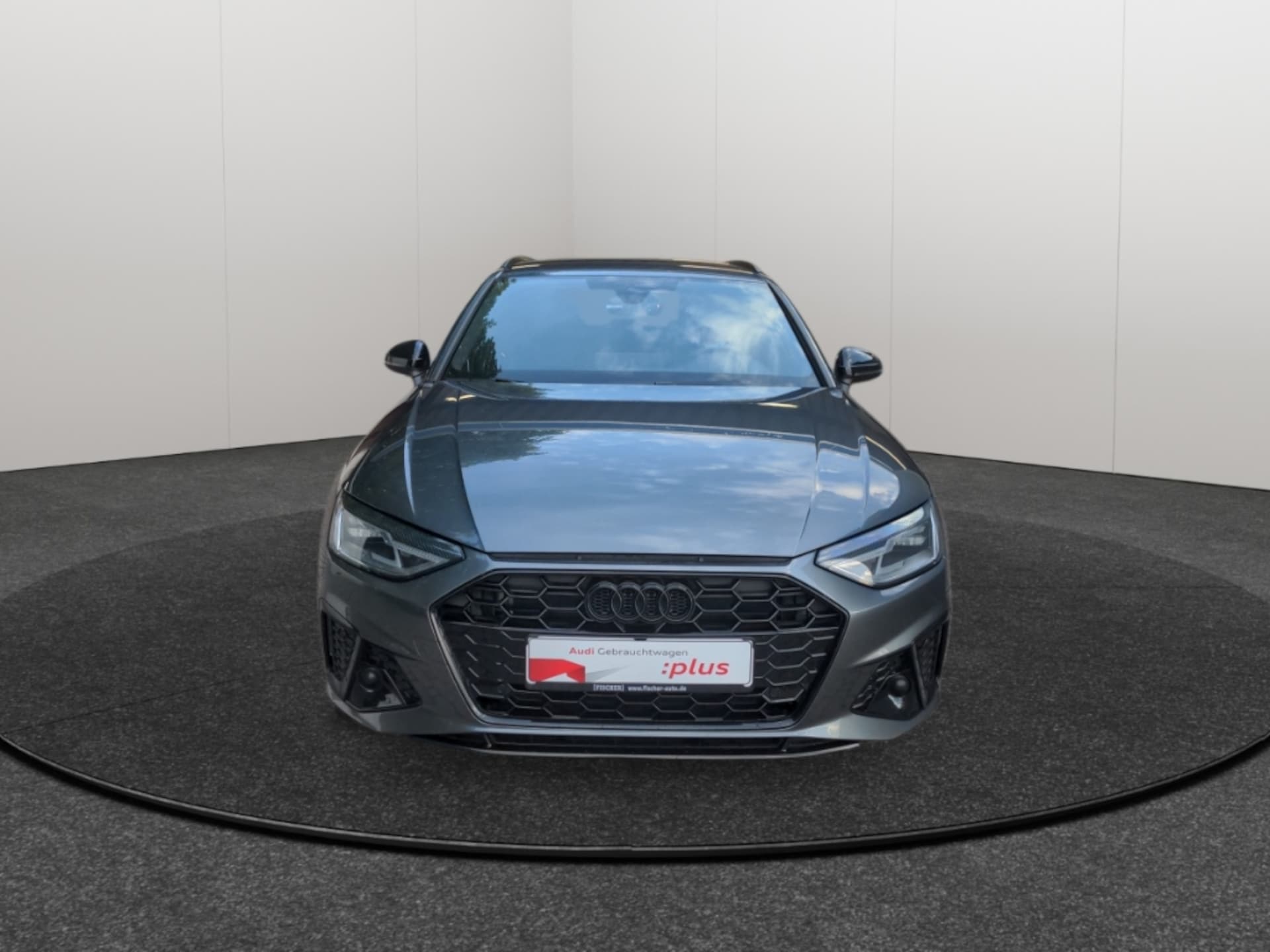 Audi A4 Avant S line
