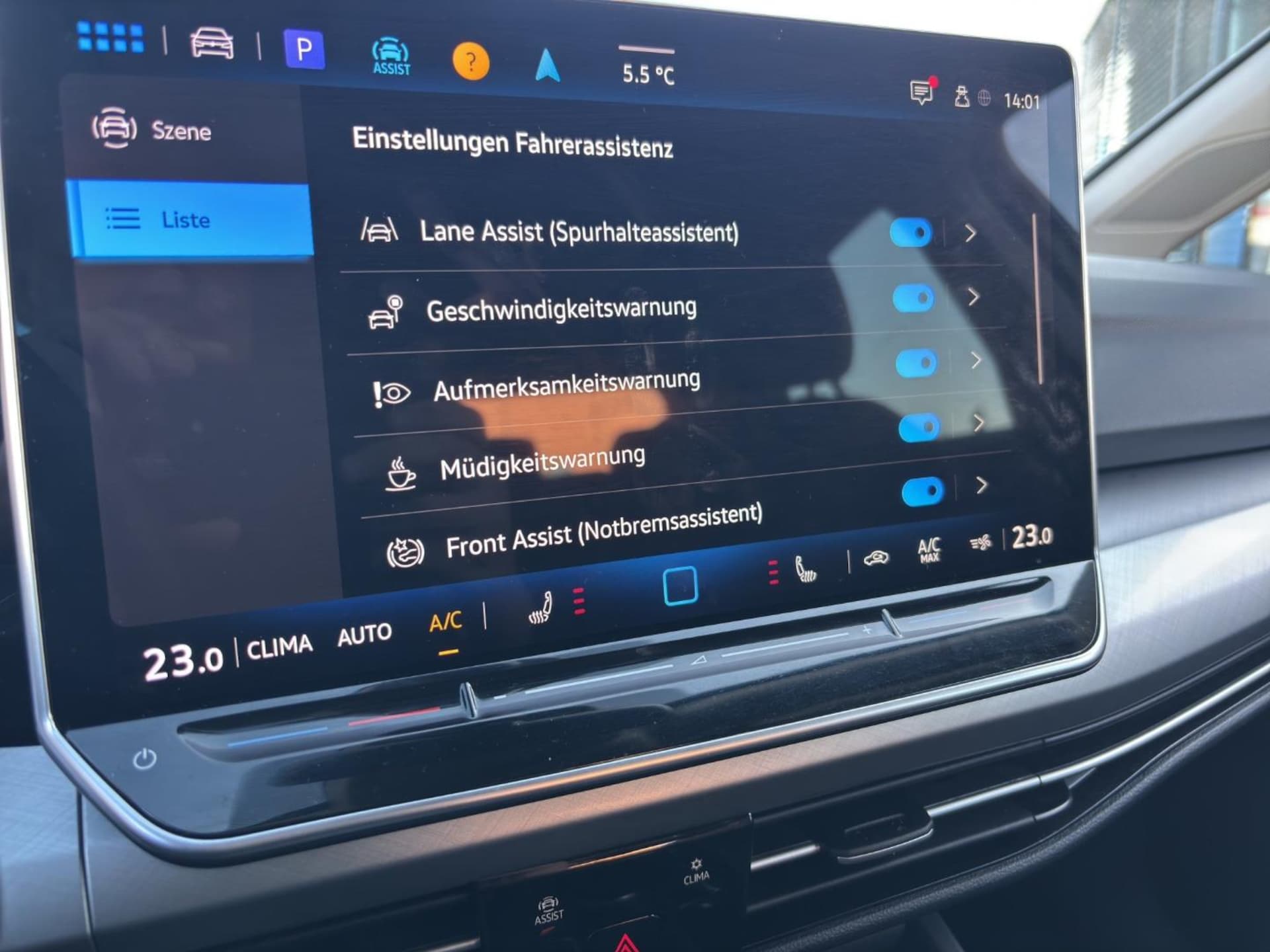 Volkswagen Golf Life