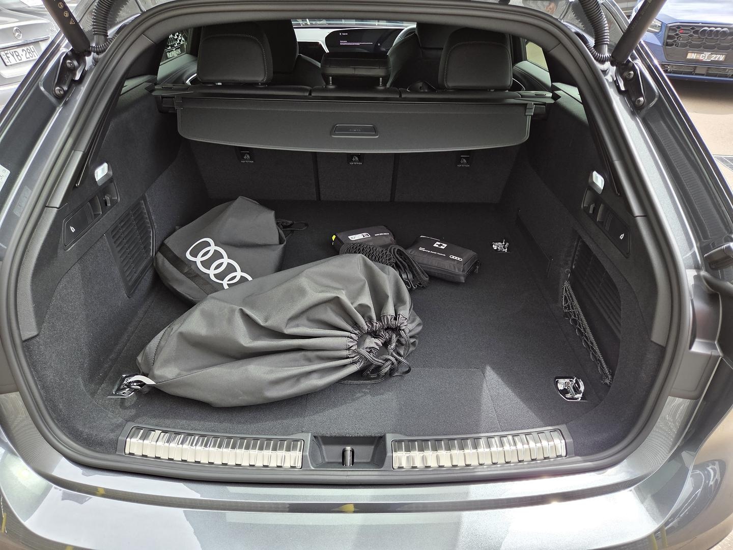 Image about Audi A5 Avant TFSI e e-hybrid quattro 270 kW S tronic