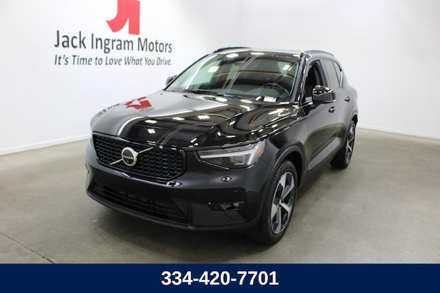 2026 Volvo XC40