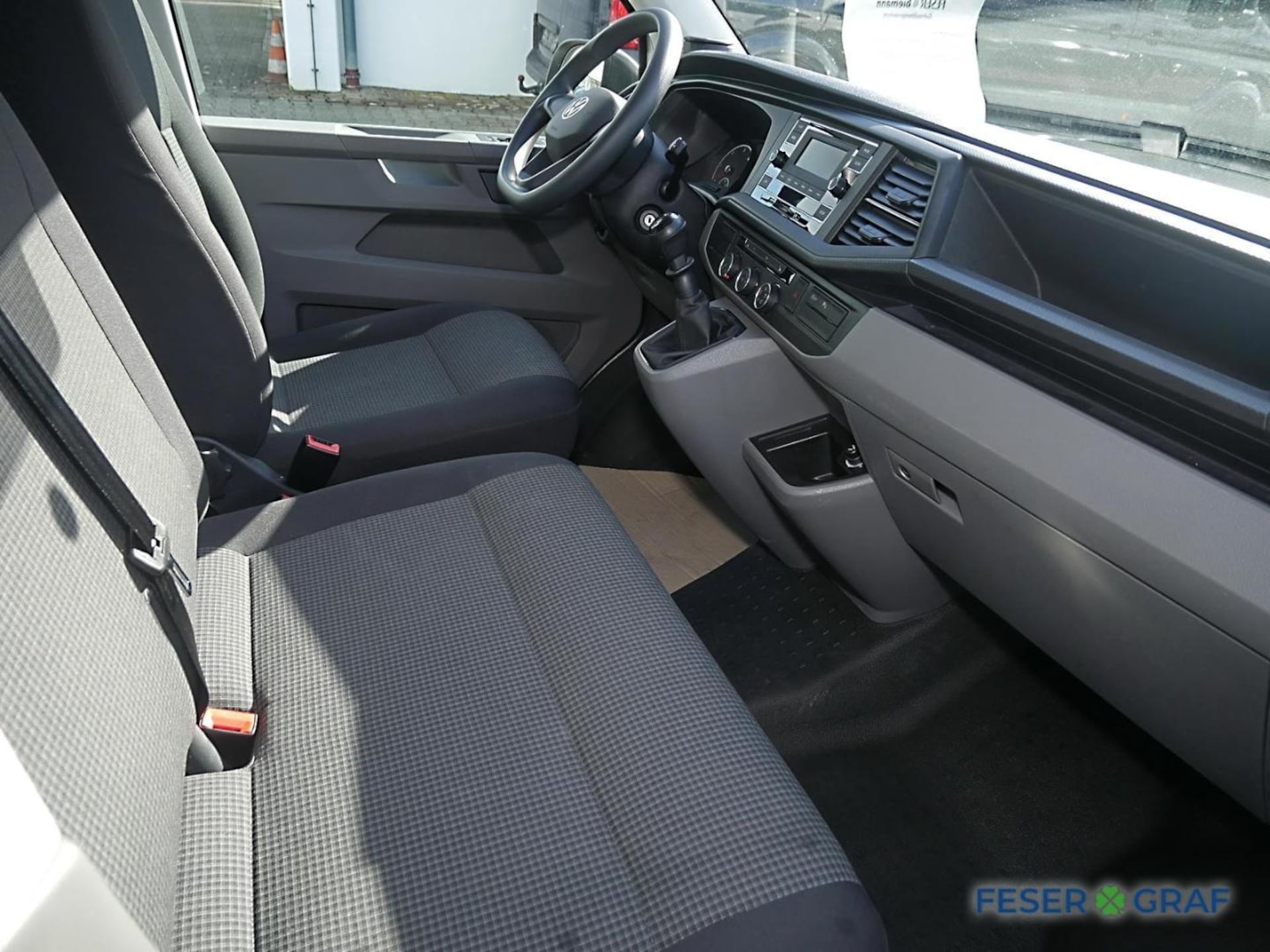 Volkswagen T6.1 Transporter Kasten kurzer Radstand