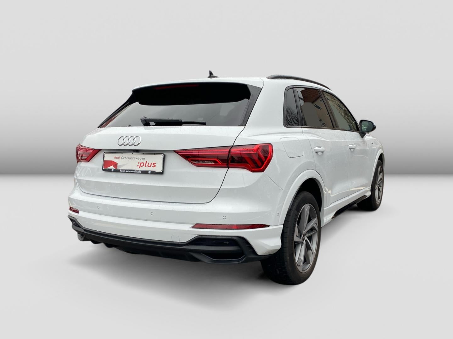 Image about Audi Q3 TFSI e S line 45 TFSI e S tronic