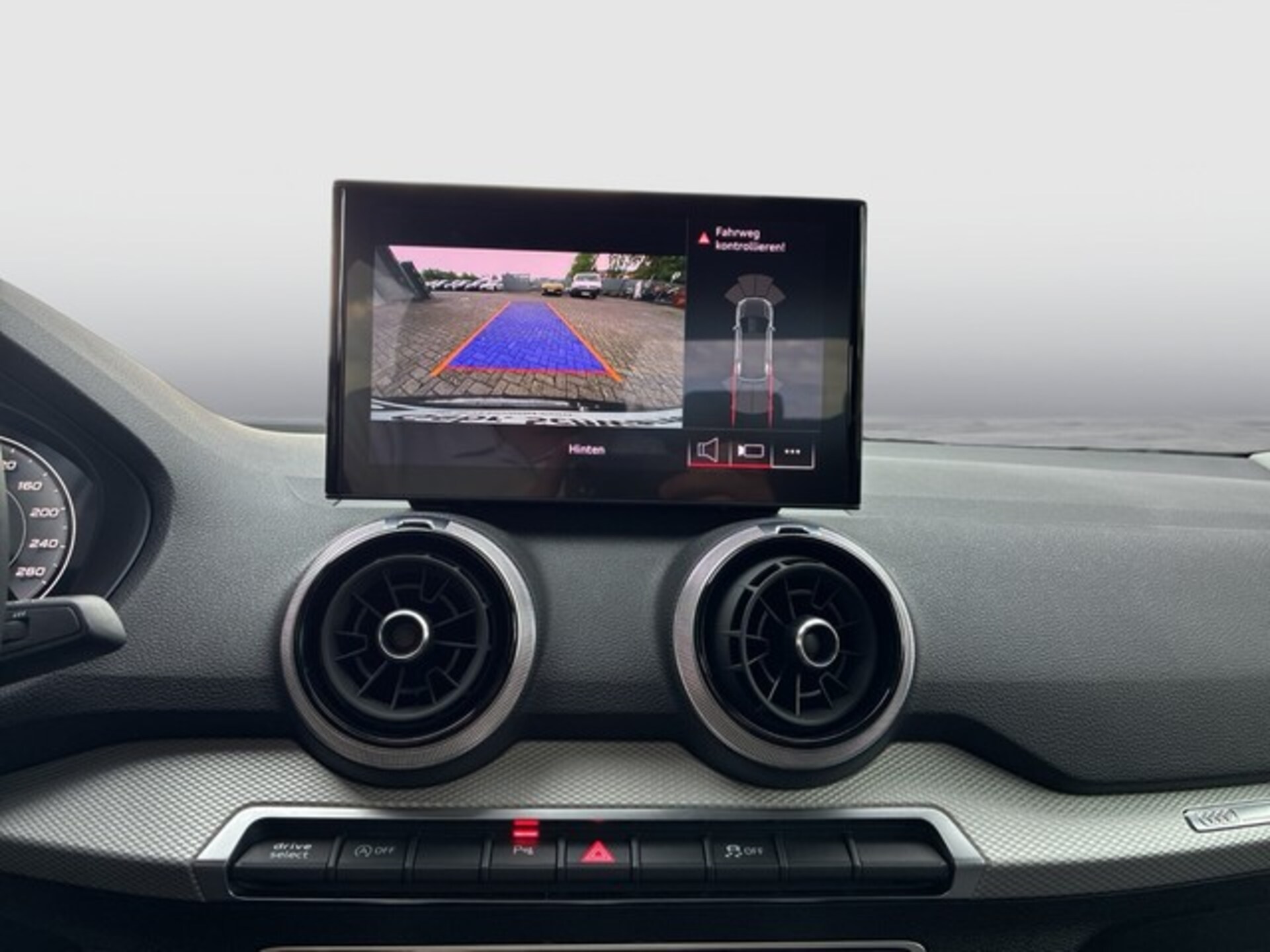 Audi Q2 Advanced