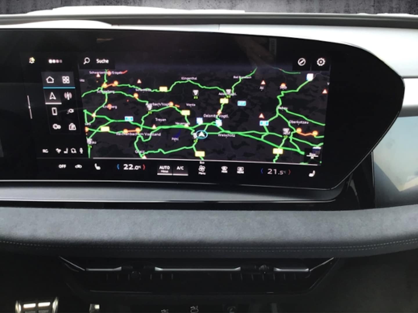 Bild über Audi SQ6 SUV e-tron e-tron quattro - für weitere Informationen kontaktieren Sie den Audi Partner