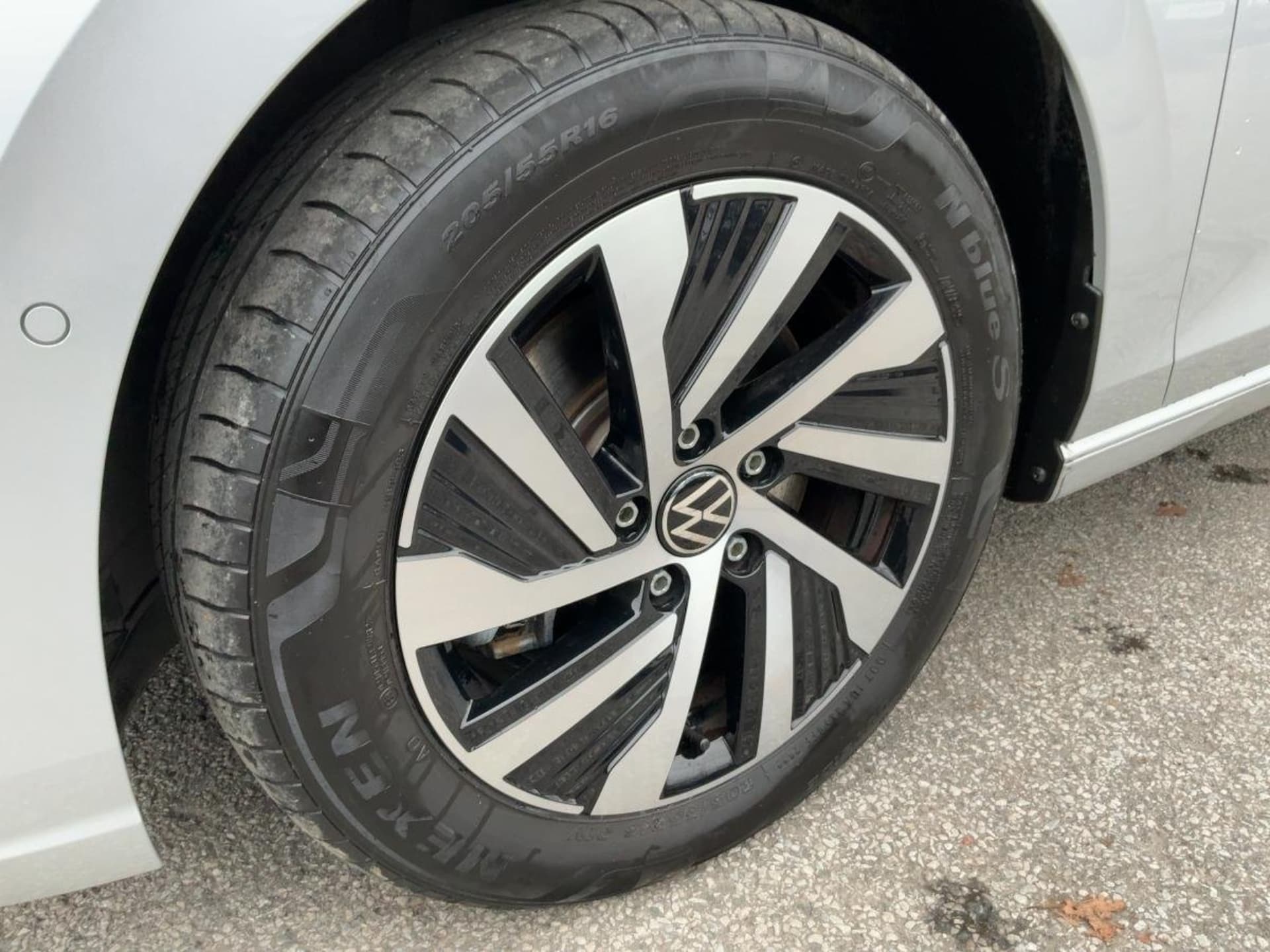 Volkswagen Golf Style