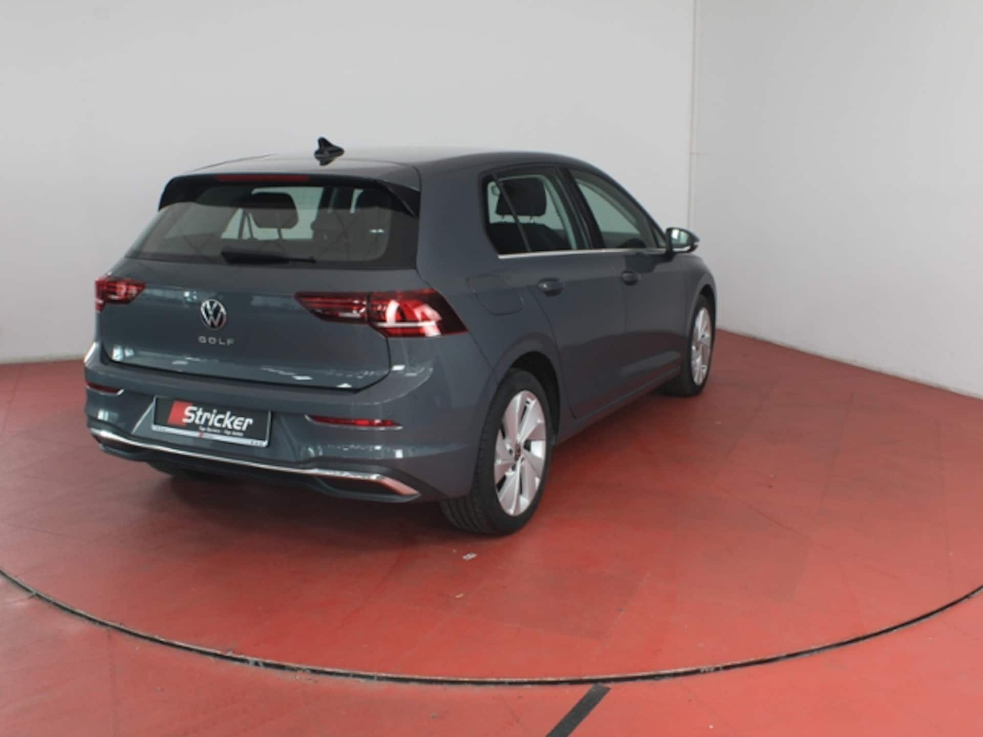 Volkswagen Golf Style