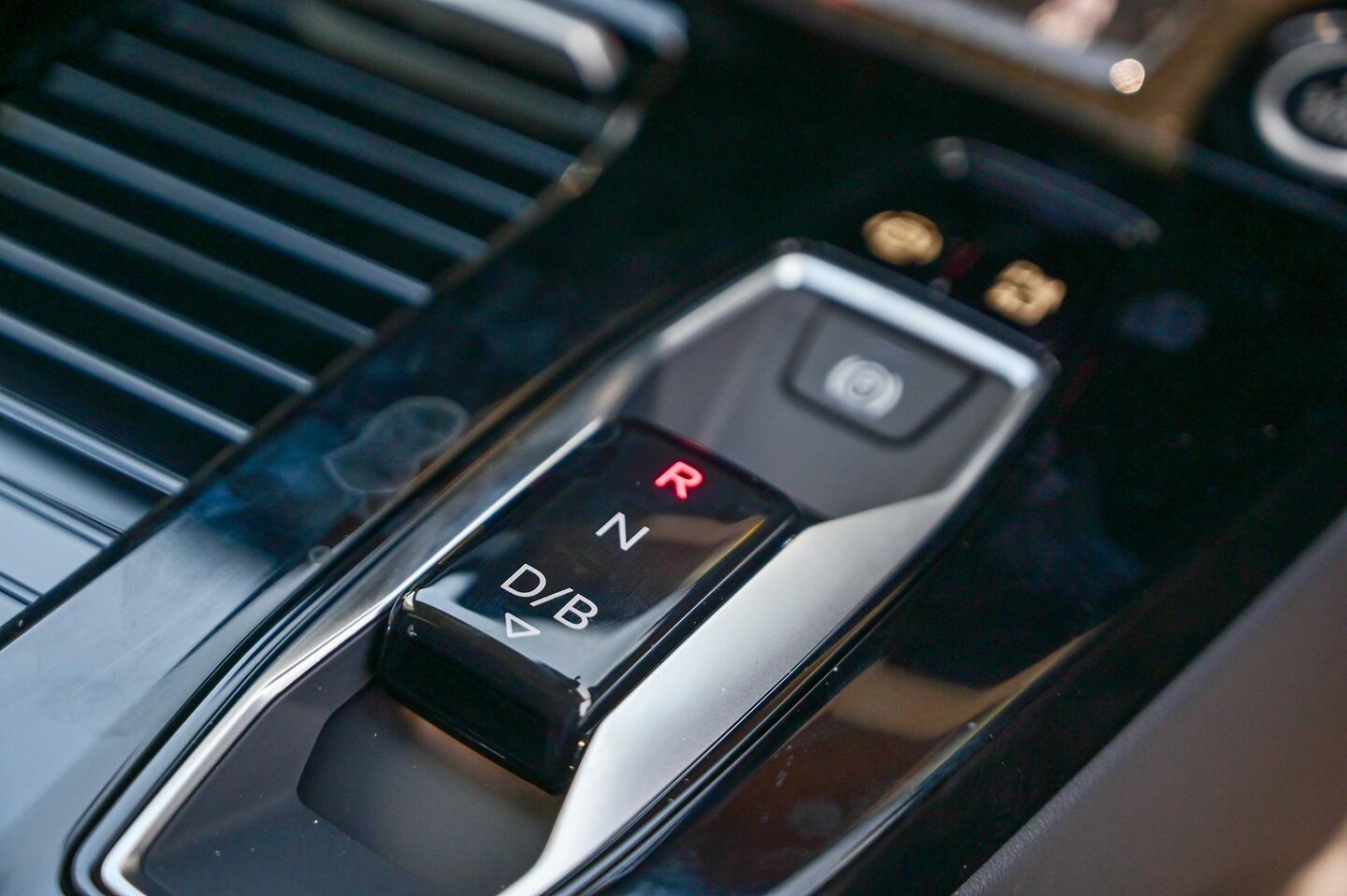 Image about Audi Q6 SUV e-tron e-tron
