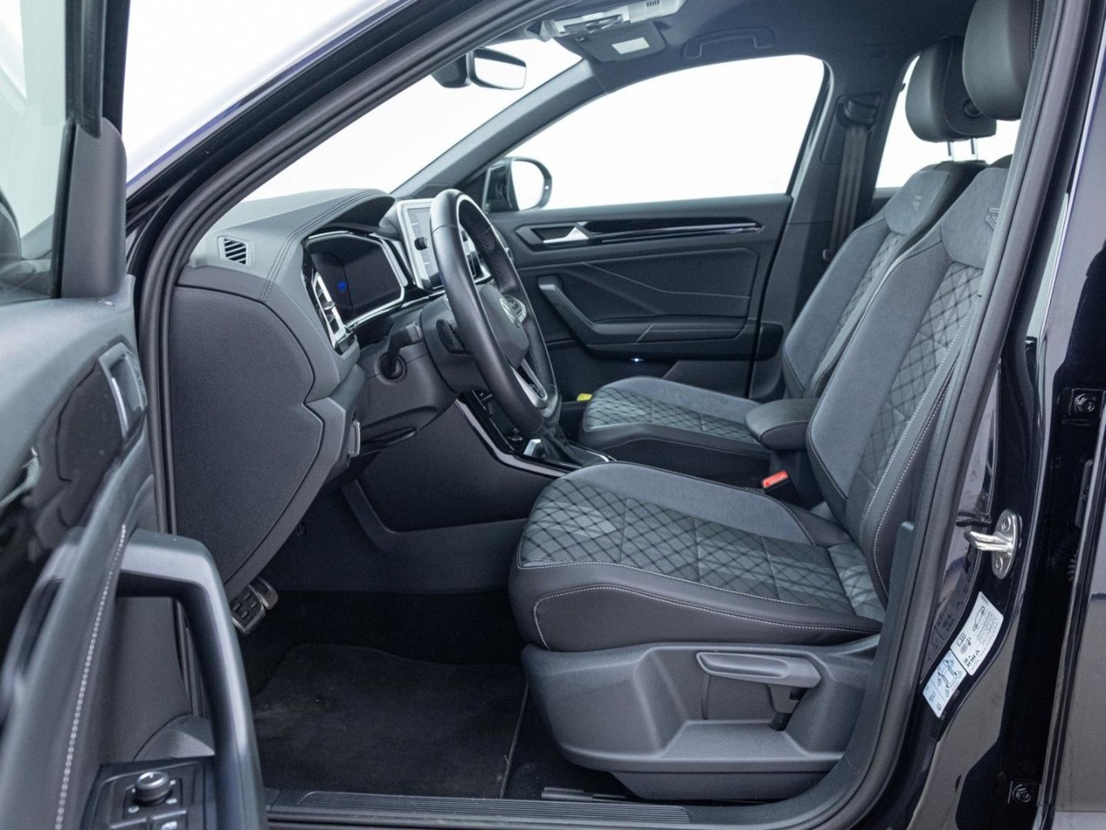 Volkswagen T-Roc – Bild 11