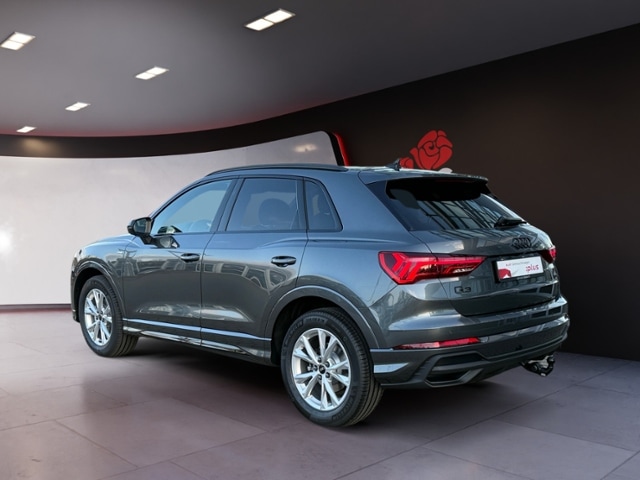 Image about Audi Q3 S line 35 TDI S tronic