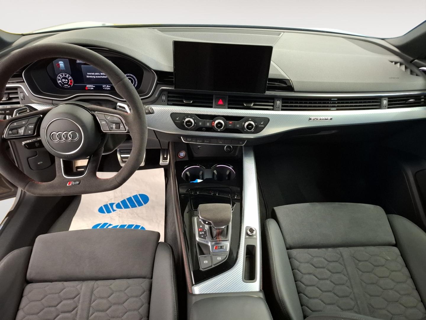 Image about Audi RS 4 Avant TFSI quattro tiptronic