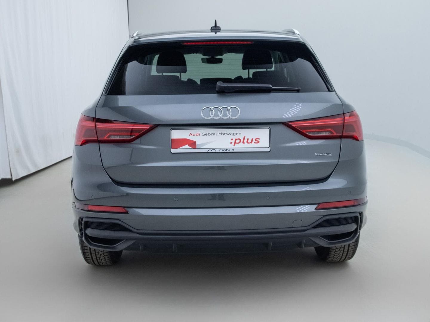 Bild über Audi Q3 TFSI quattro 180 kW S tronic - für weitere Informationen kontaktieren Sie den Audi Partner