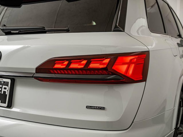 2026 Audi Q7 Prestige - Photo 14