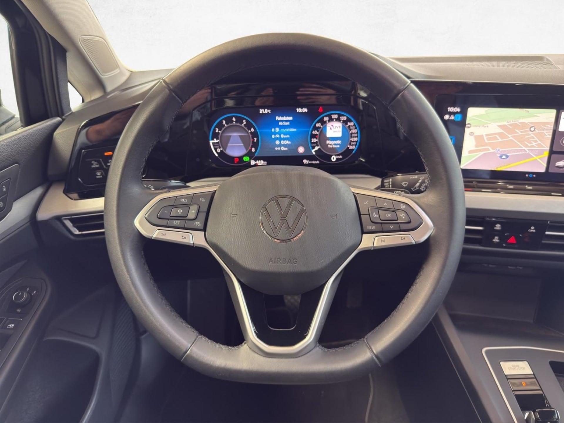 Volkswagen Golf Variant Life