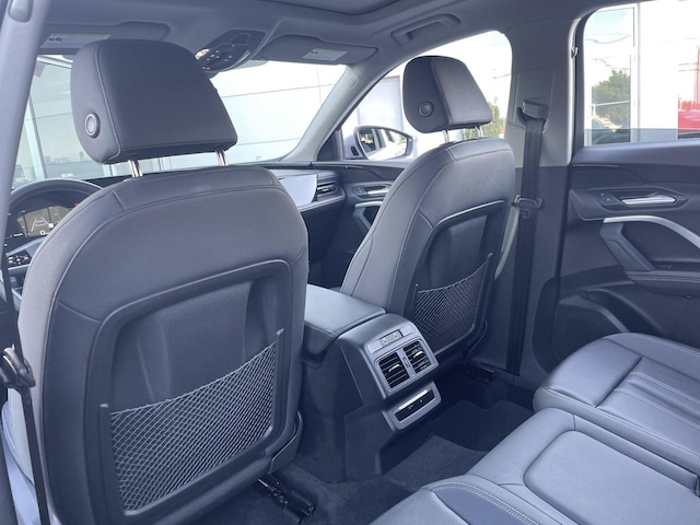 2025 Audi Q5 Premium - Photo 12
