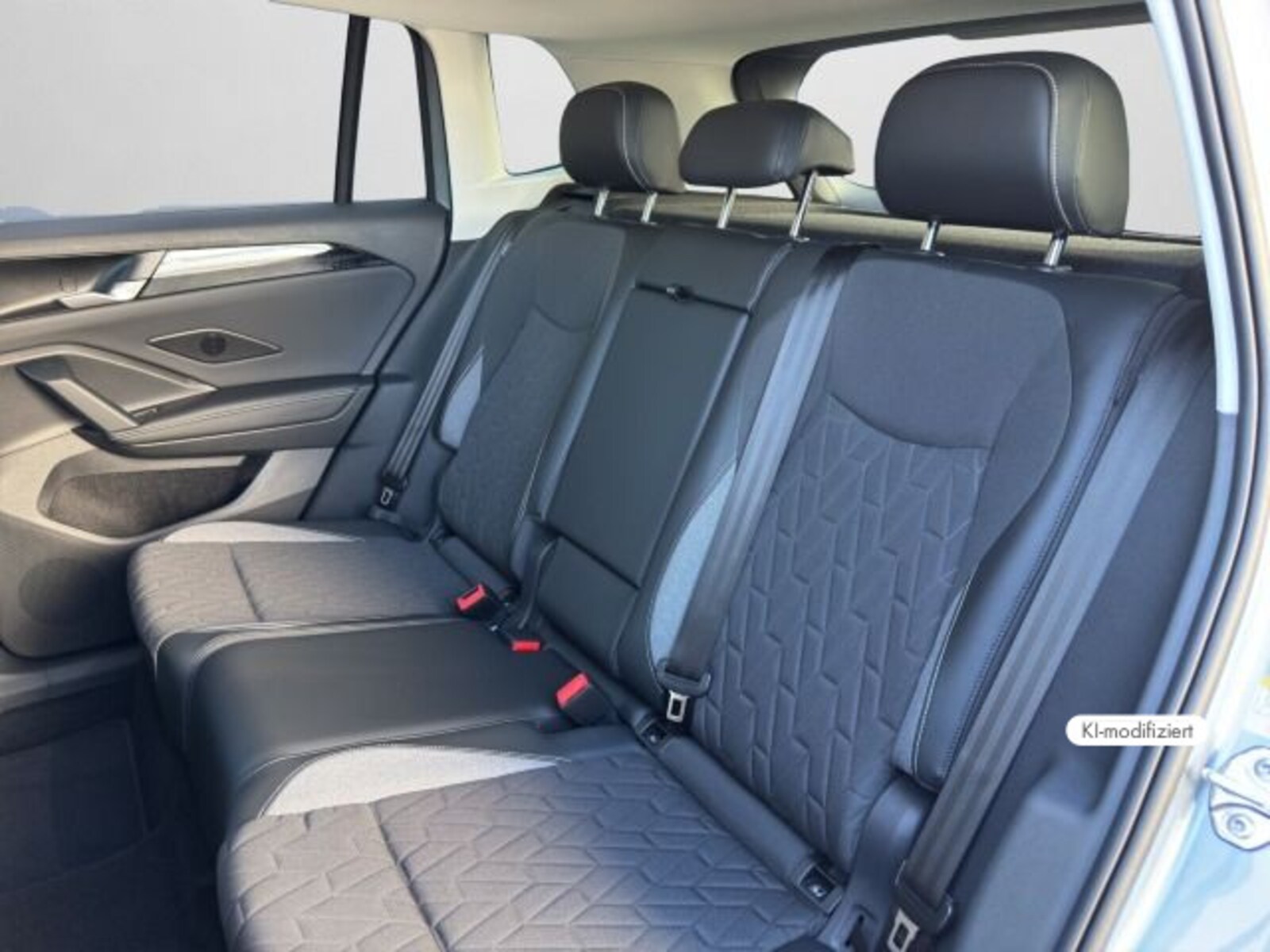 Volkswagen Tiguan – Bild 14