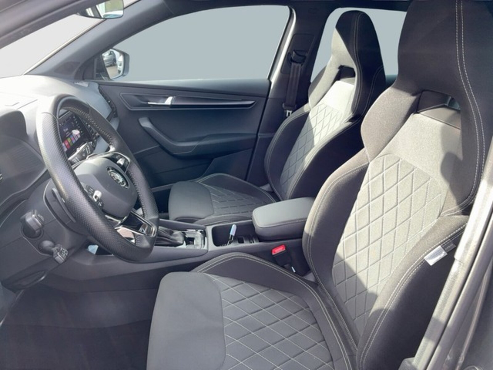 Škoda Karoq – Bild 8