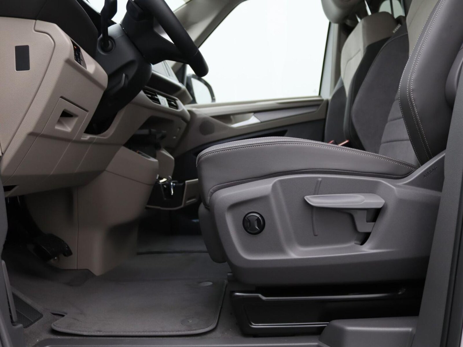Volkswagen Multivan – Bild 16
