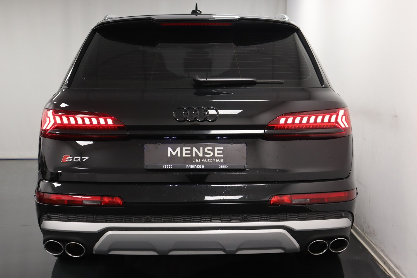 Image about Audi SQ7 TFSI quattro tiptronic