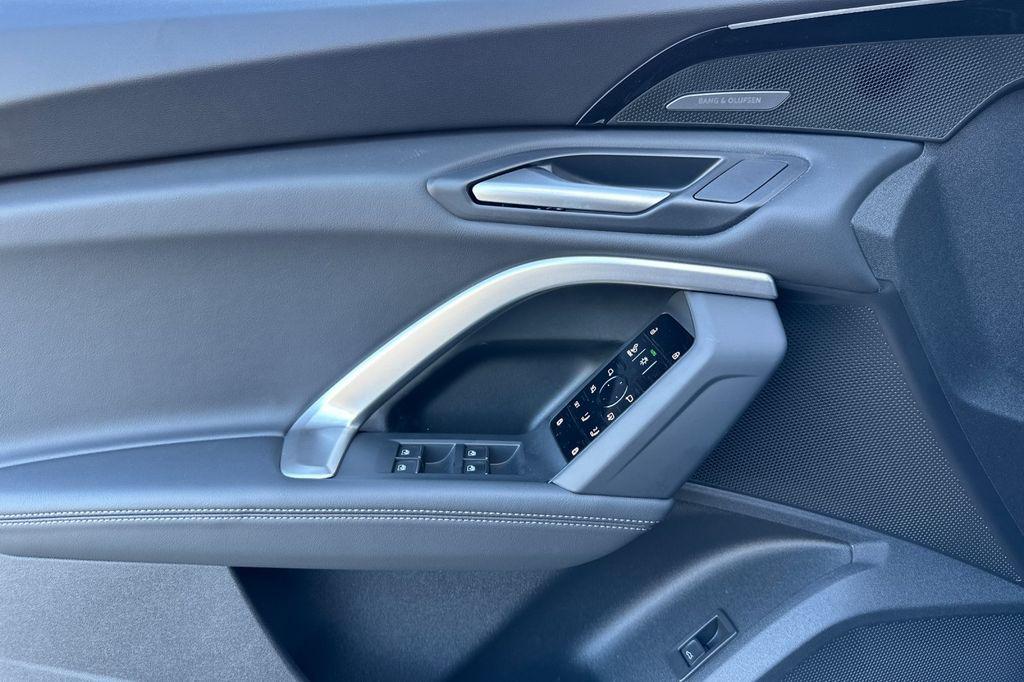 2025 Audi Q5 Prestige - Photo 8