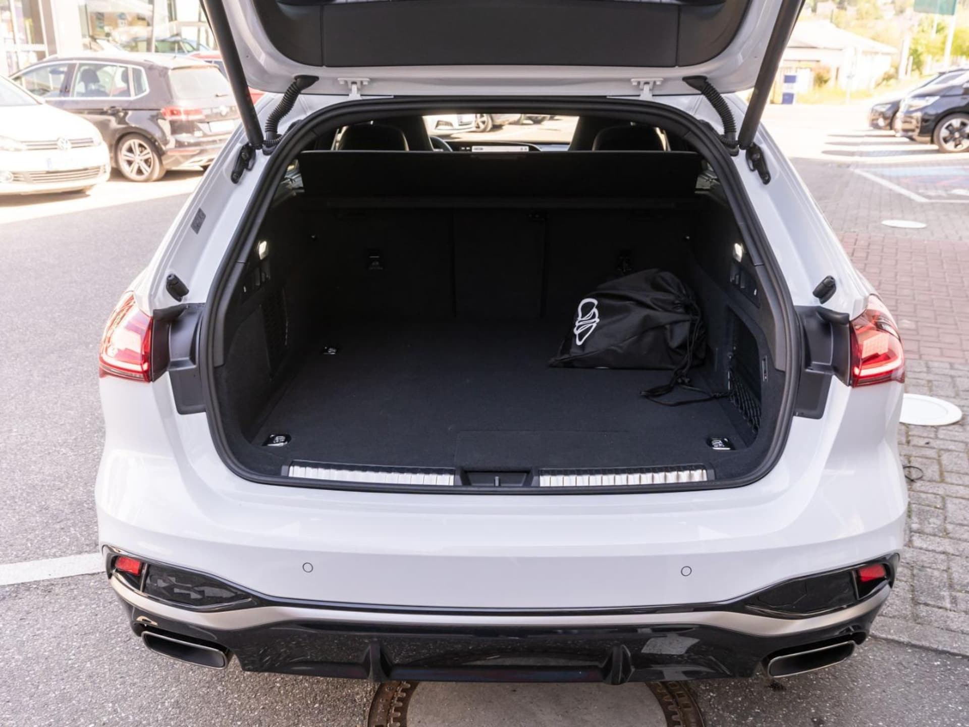 Audi A5 Avant e-hybrid edition one