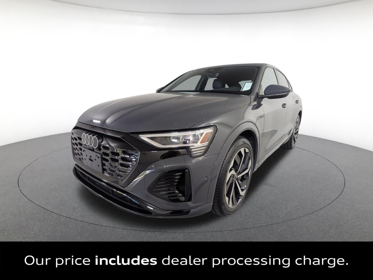 2024 Audi Q8 Sportback e-tron