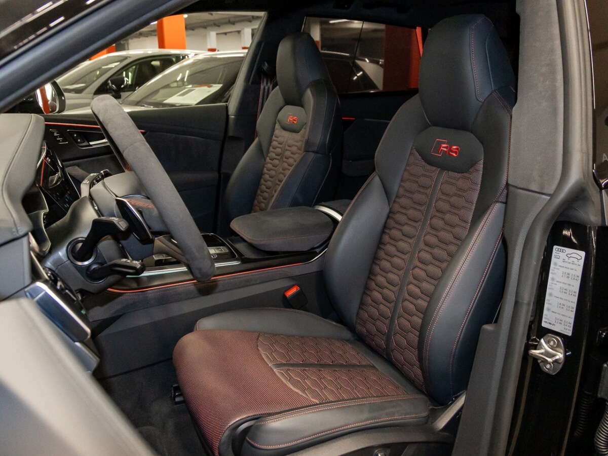Image about Audi RS Q8 SUV RS Q8 SUV performance 471(640) kW(PS) tiptronic