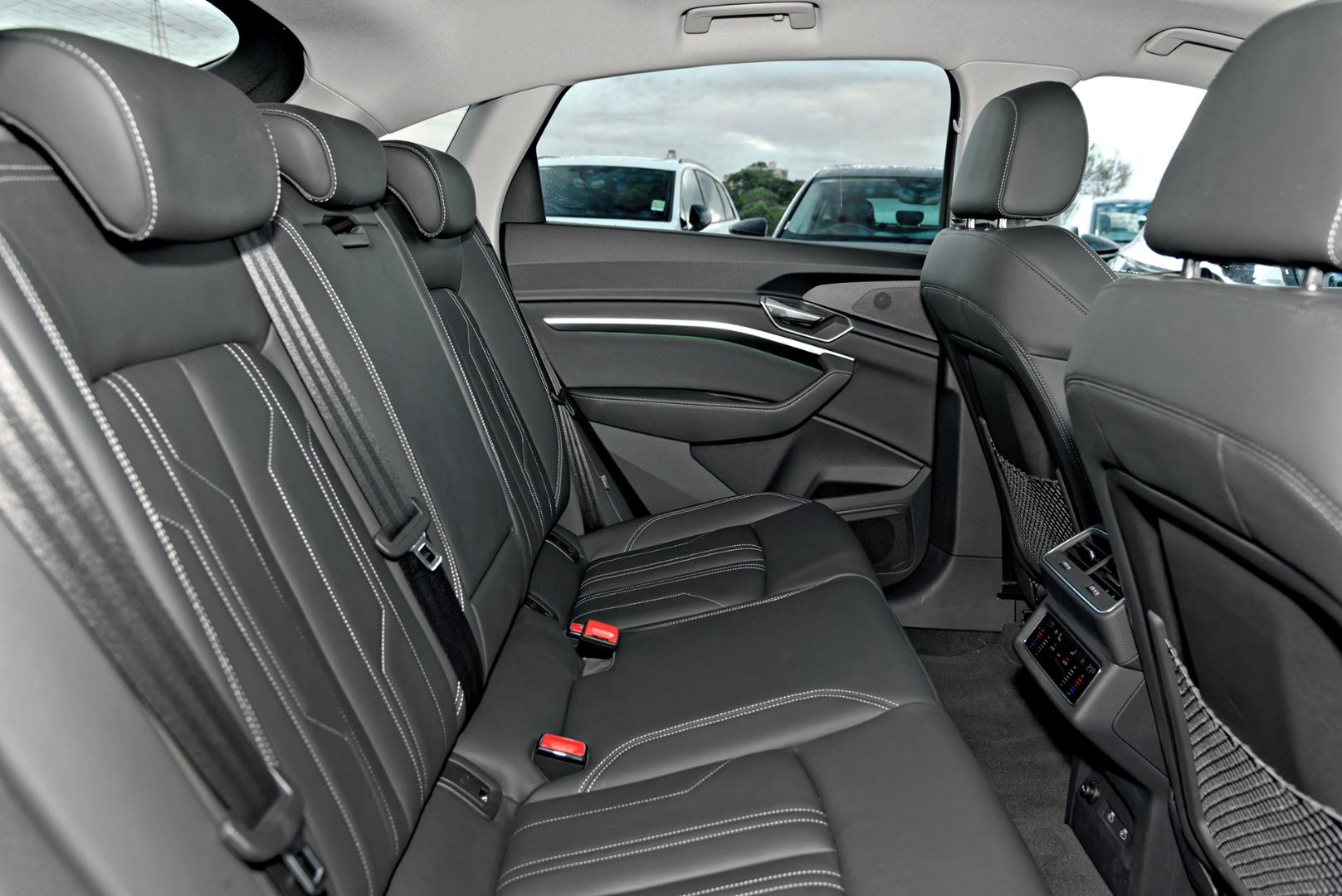 Image about Audi Q8 Sportback e-tron 55 e-tron quattro S line 300,00 kW