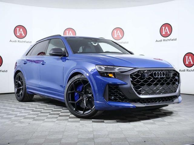 2026 Audi RS Q8 -'s photo