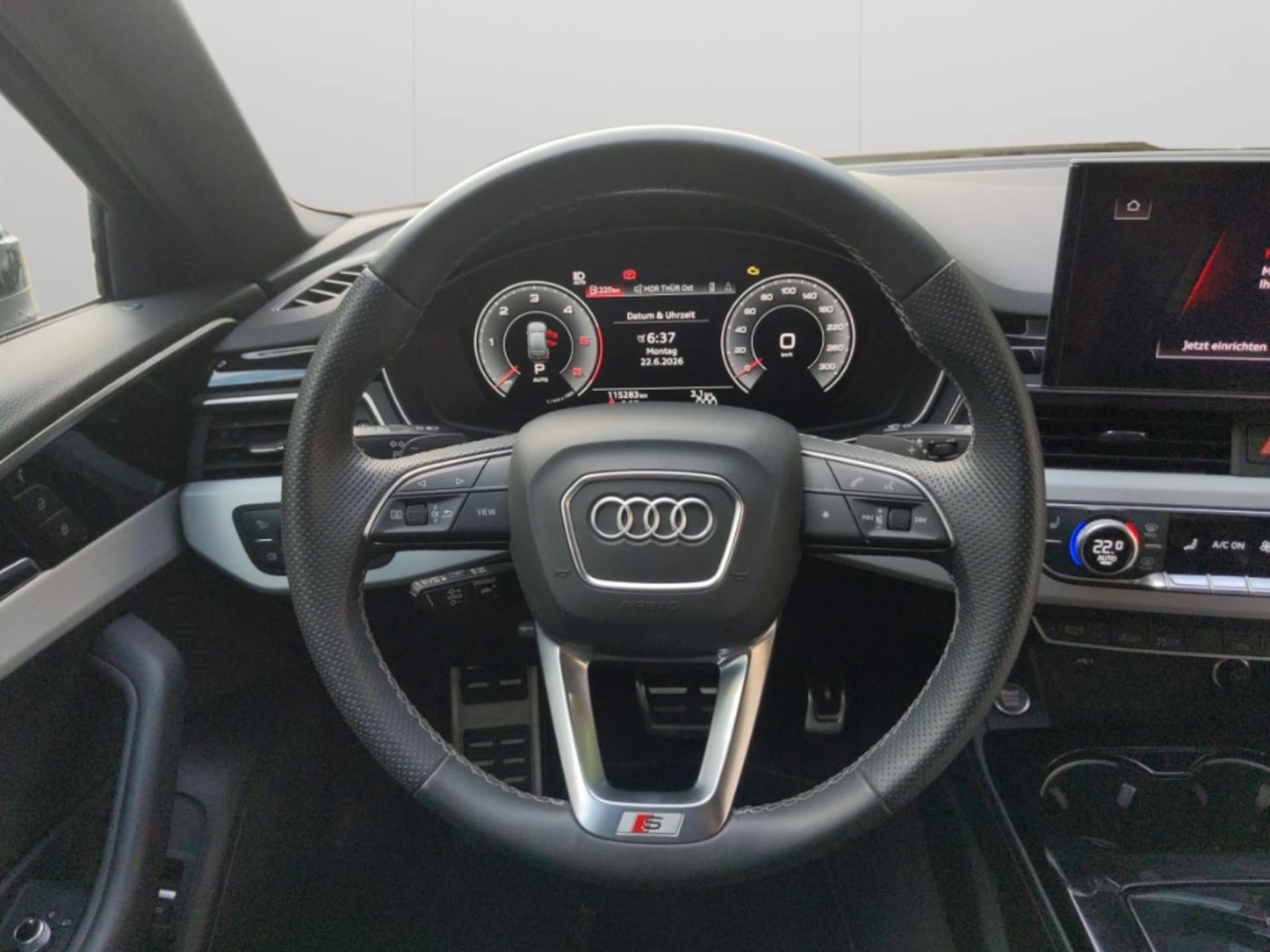 Audi A4 Avant S line