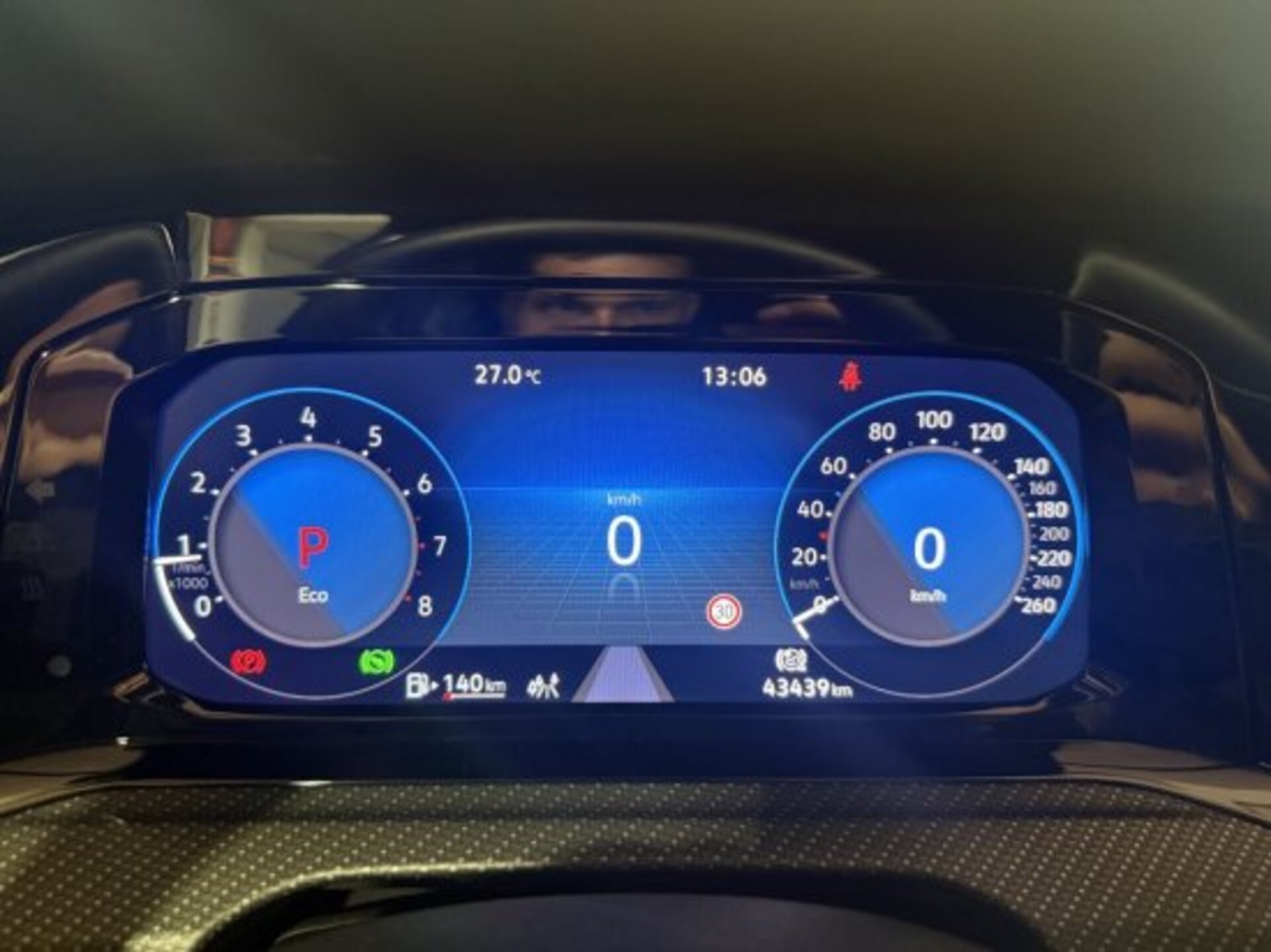 Volkswagen Golf R-Line