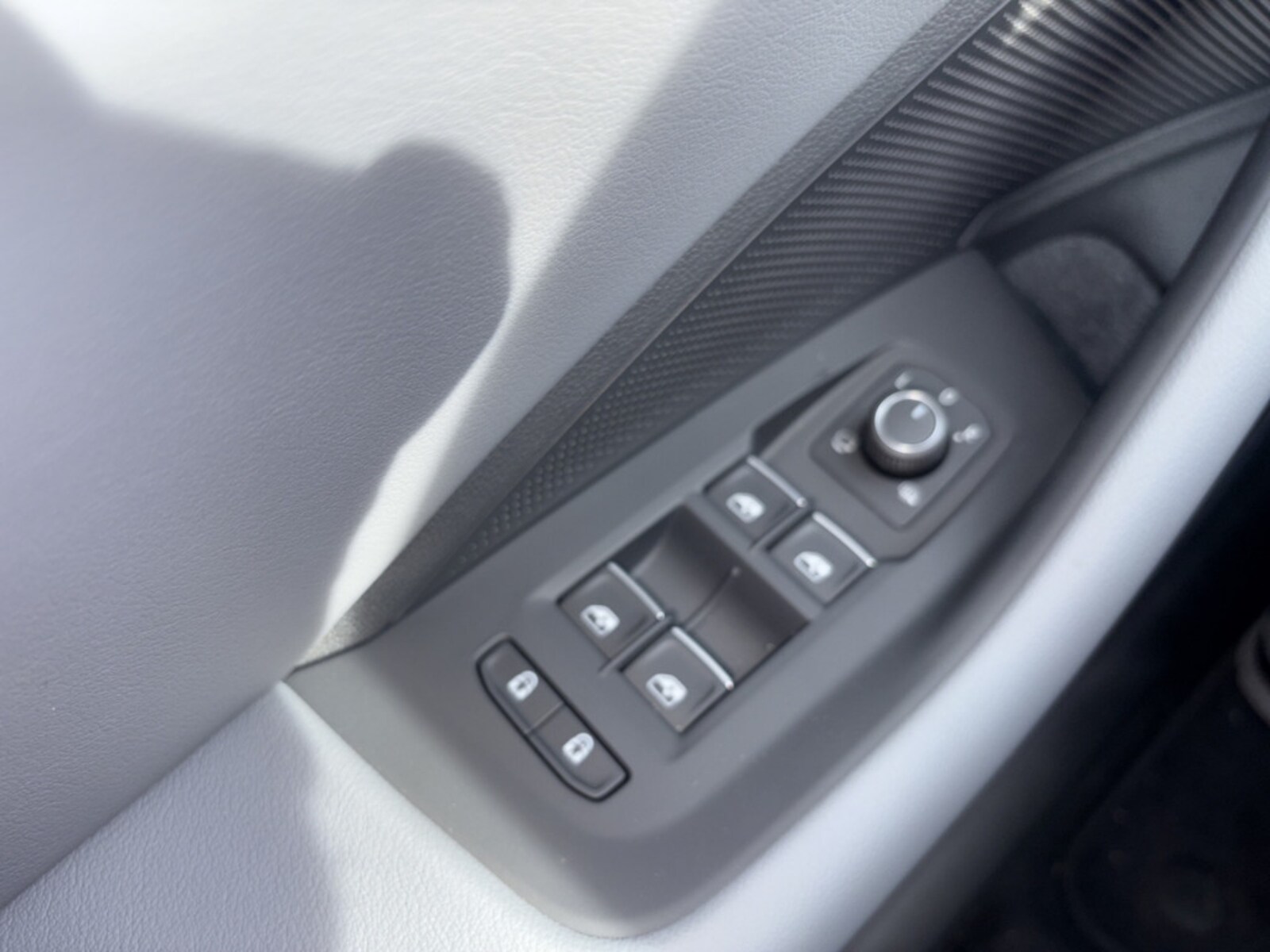 Volkswagen Passat – Bild 13