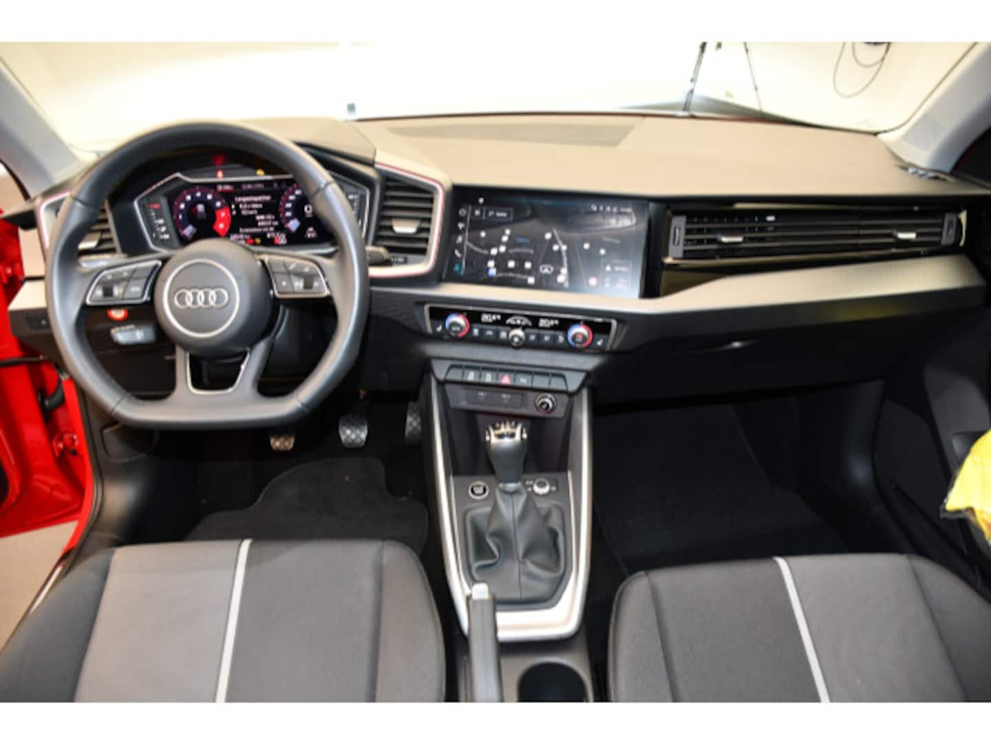 Bild über Audi A1 Sportback advanced 25 TFSI Schaltgetriebe - für weitere Informationen kontaktieren Sie den Audi Partner