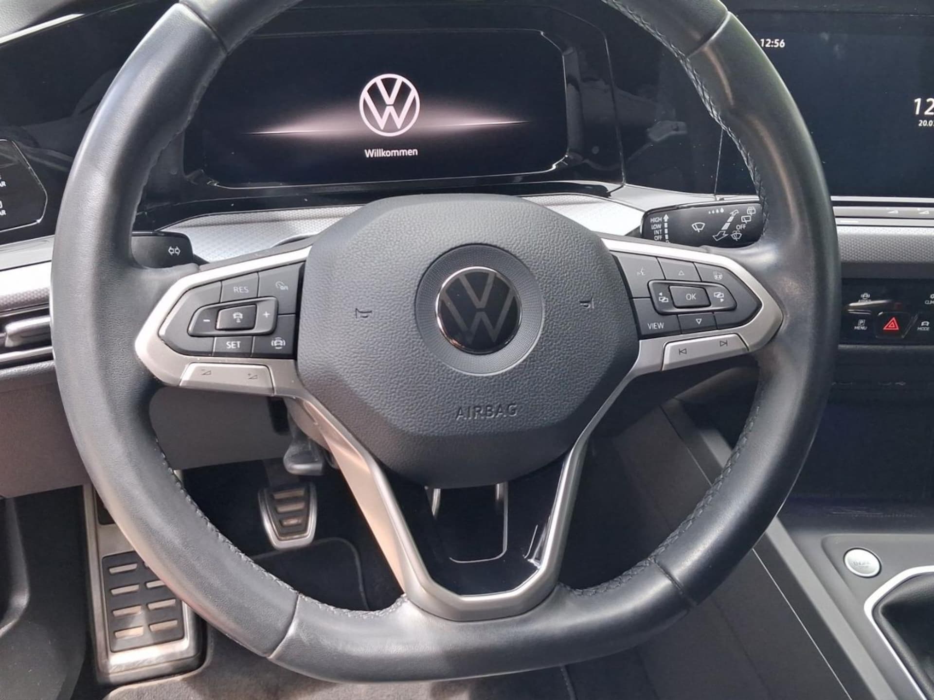 Volkswagen Golf Active