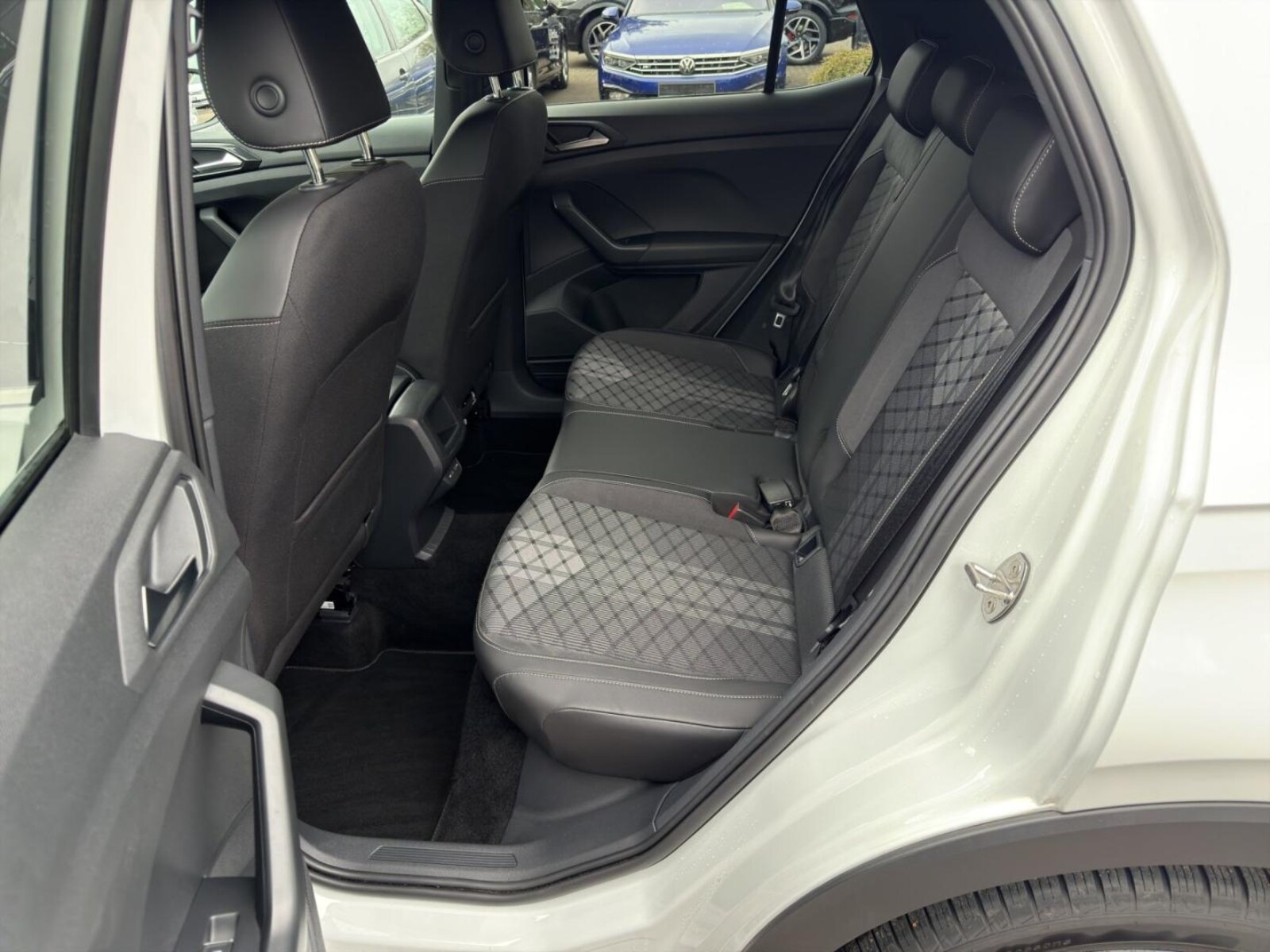 Volkswagen T-Cross – Bild 23