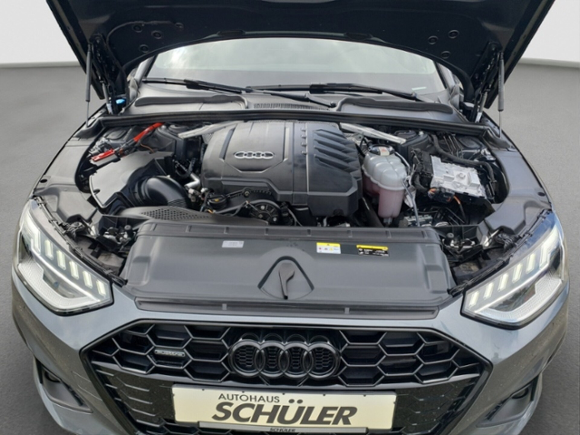 Audi A4 Avant S line
