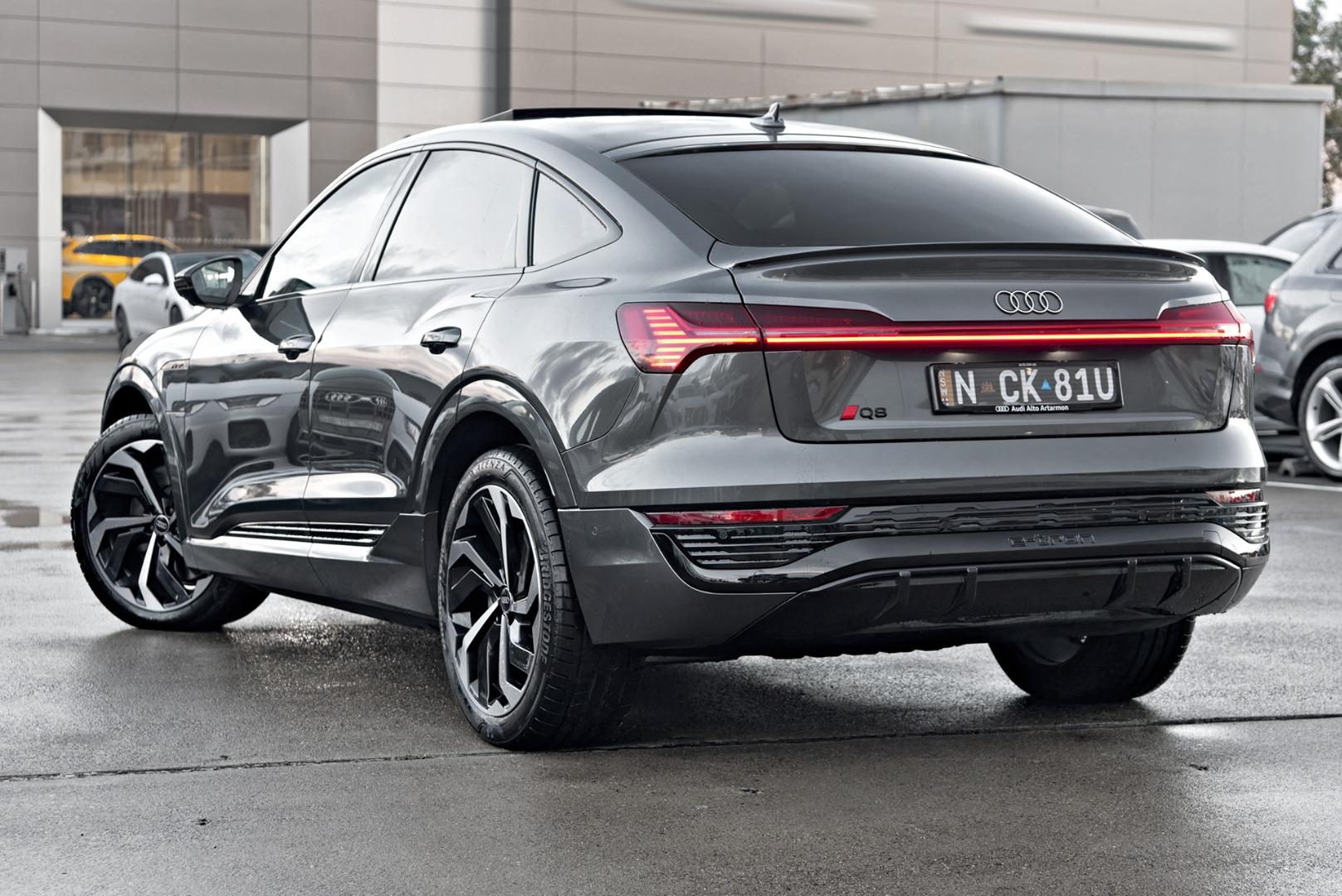 Image about Audi Q8 Sportback e-tron 55 e-tron quattro S line 300,00 kW