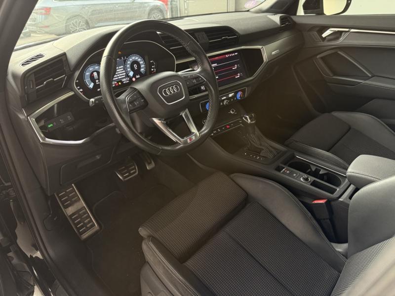 Image about Audi Q3 TFSI e S line 45 TFSI e 180 kW (245 ch) S tronic