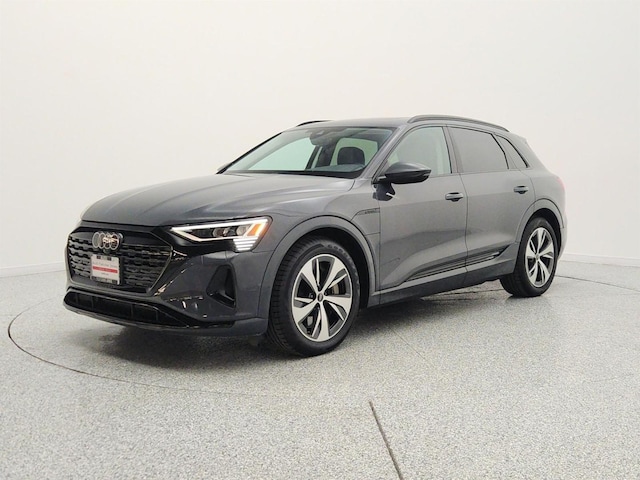 2024 Audi Q8 e-tron