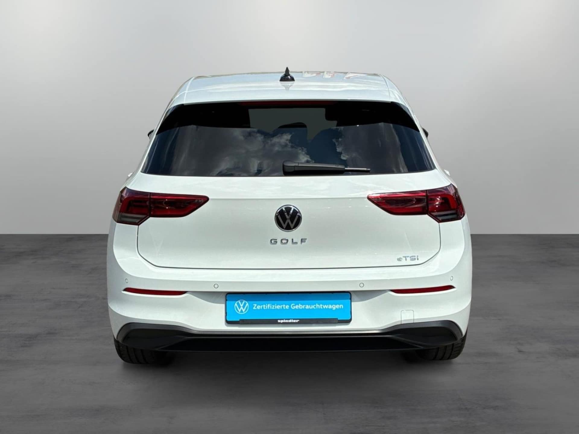 Volkswagen Golf Life