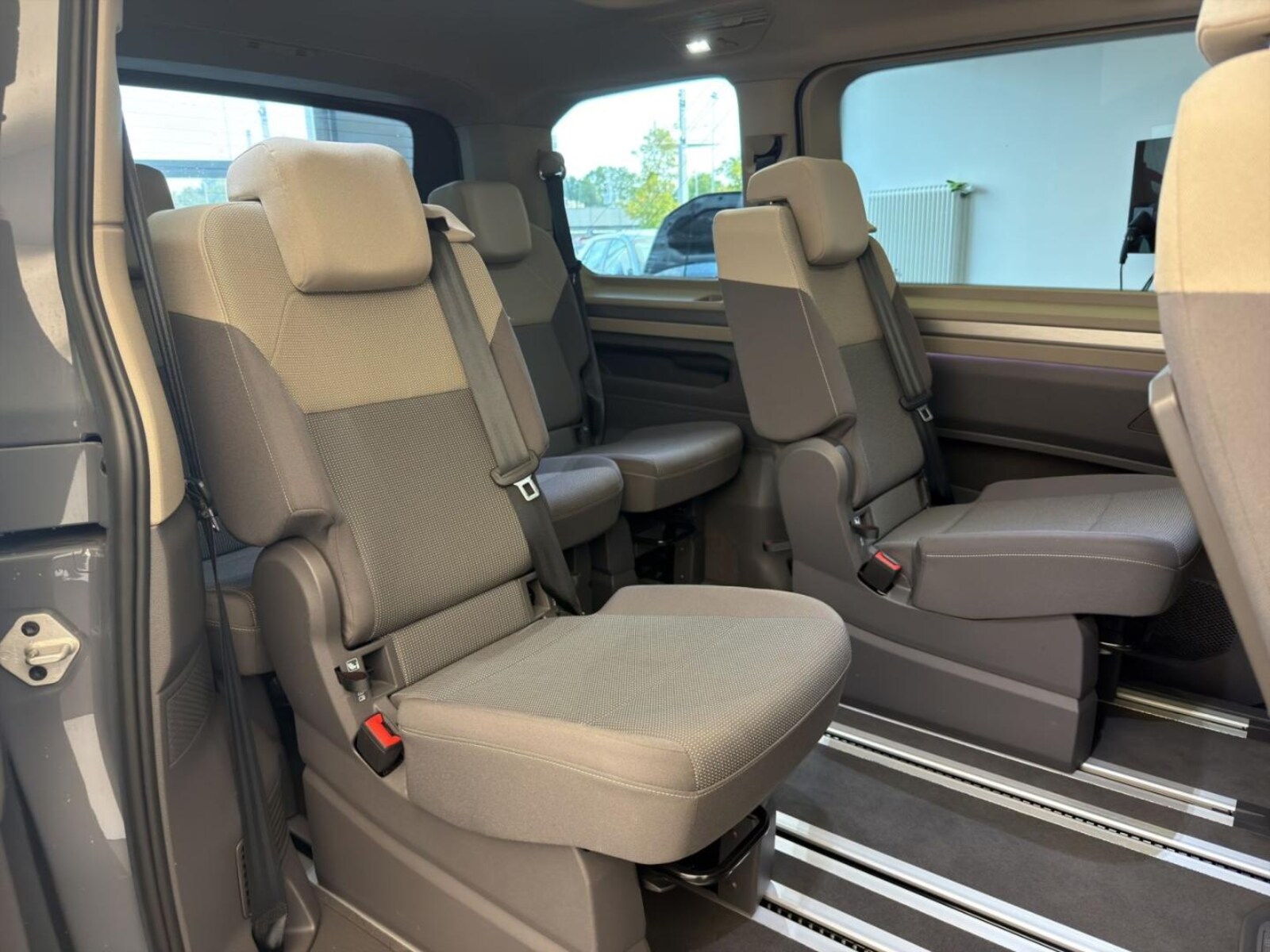 Volkswagen Multivan – Bild 16