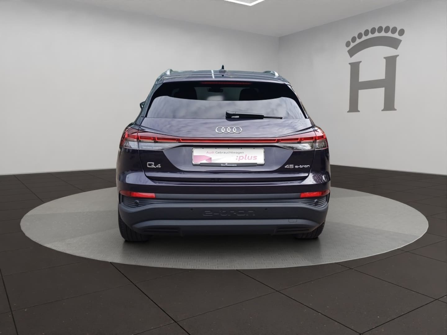 Bild über Audi Q4 e-tron 45 e-tron - für weitere Informationen kontaktieren Sie den Audi Partner