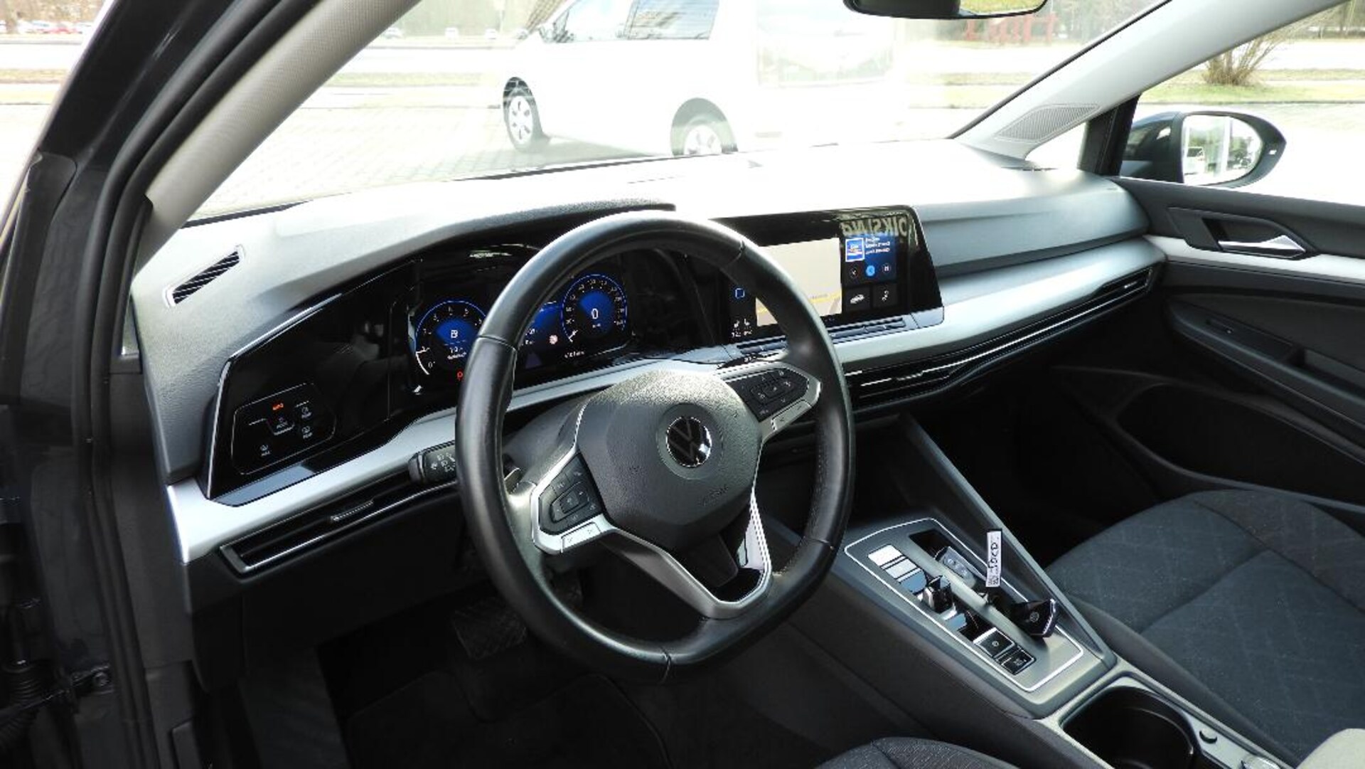 Volkswagen Golf Variant Life