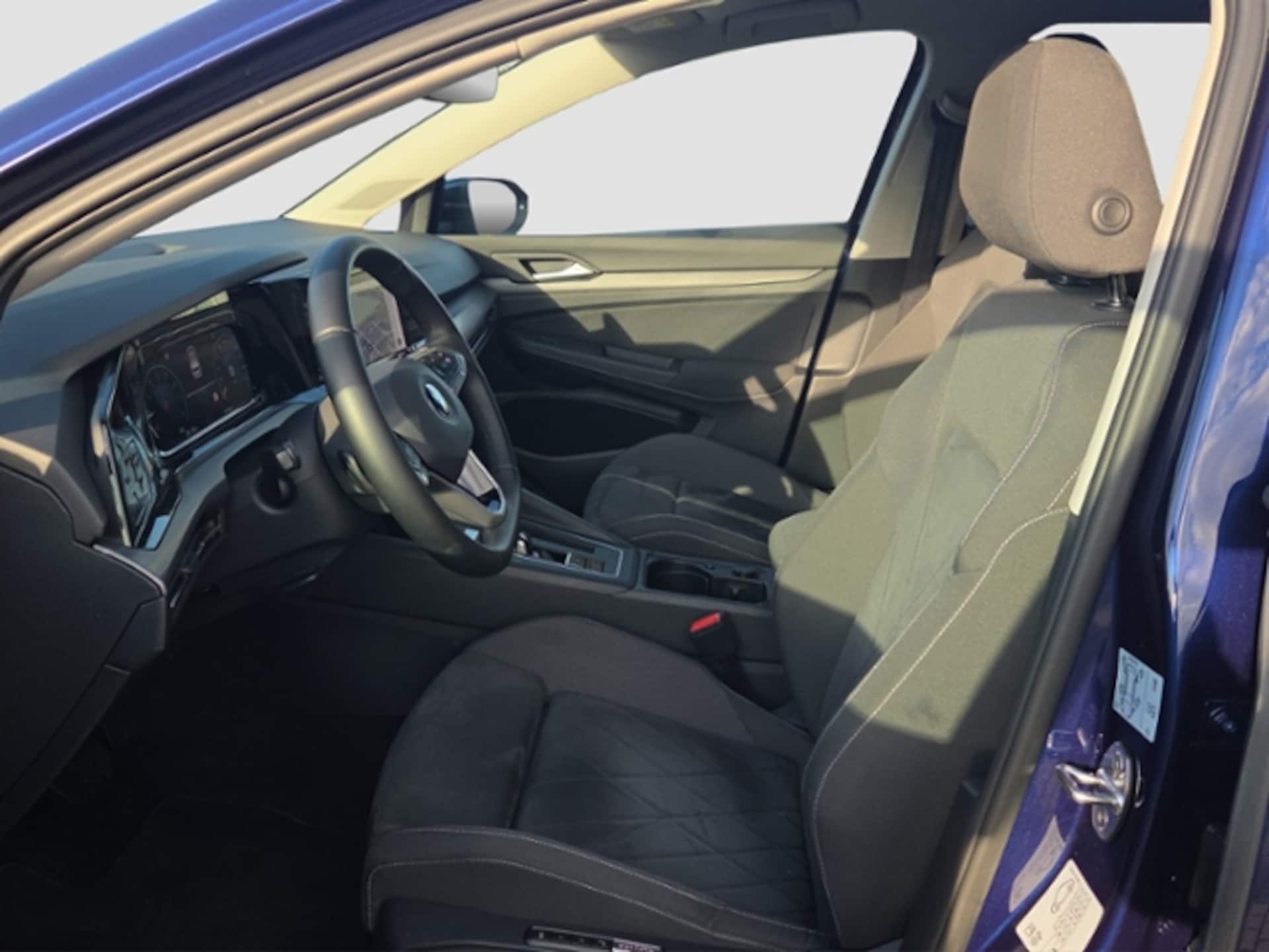 Volkswagen Golf Style