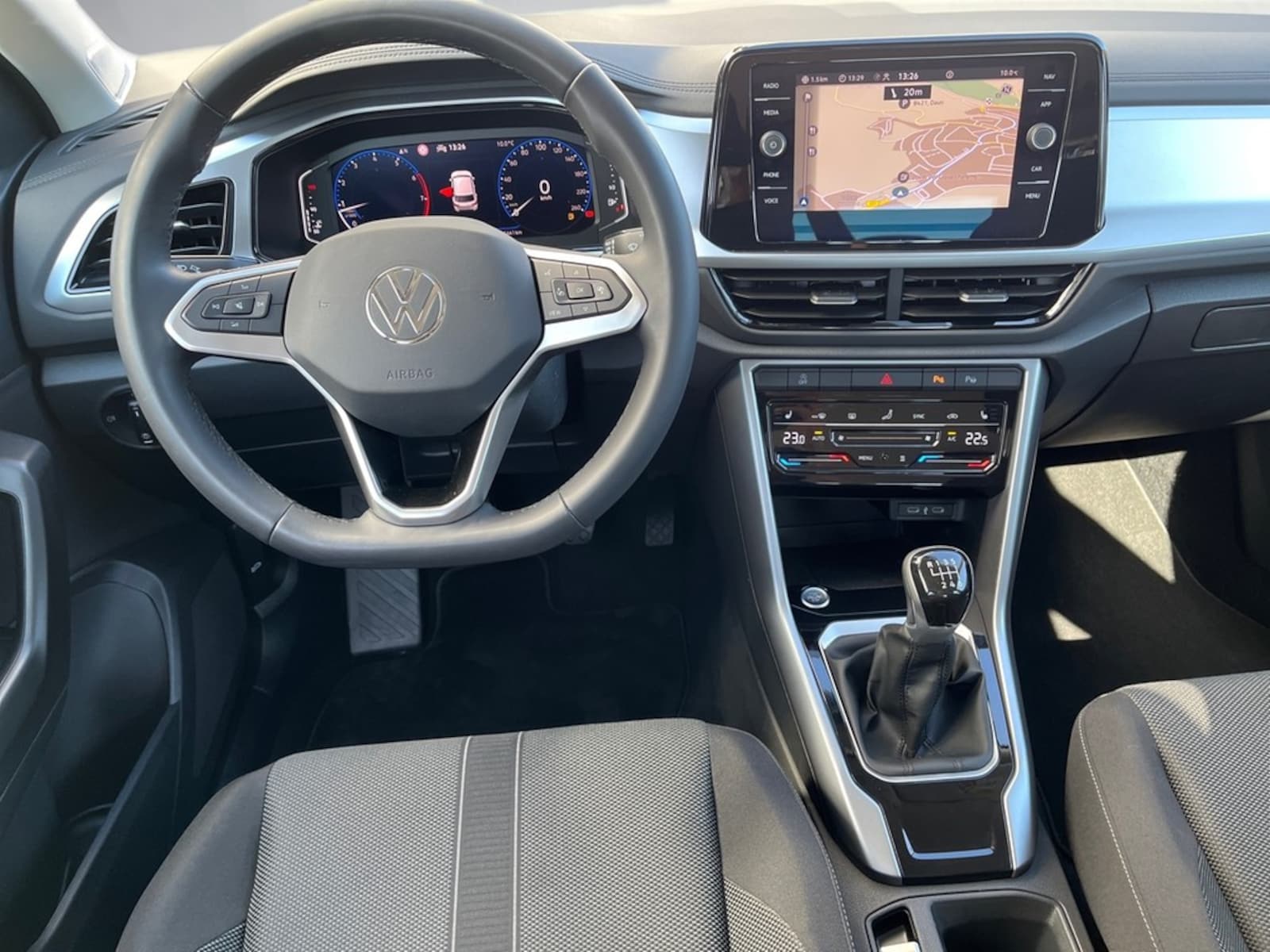 Volkswagen T-Roc – Bild 8