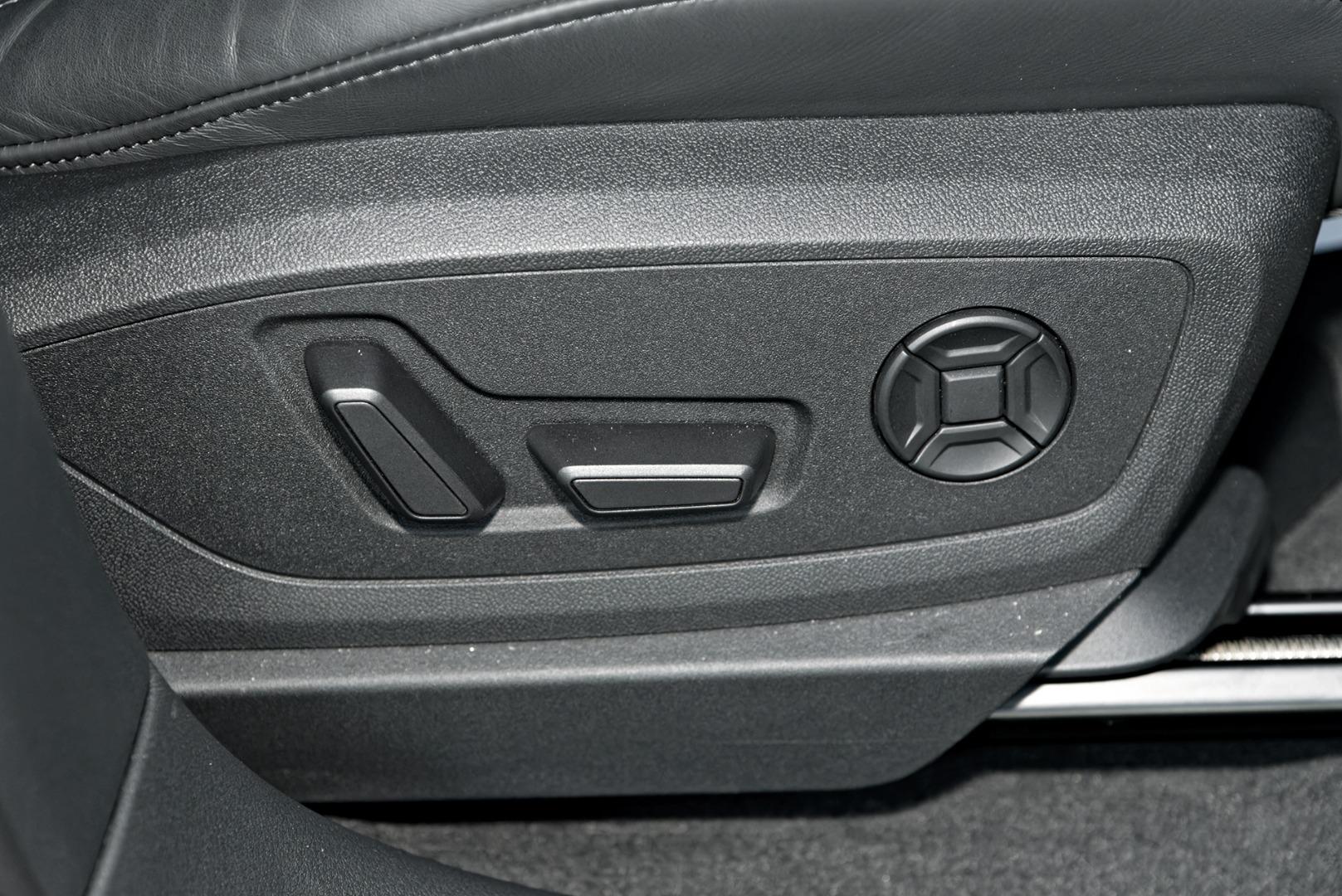 Image about Audi Q8 Sportback e-tron 55 e-tron quattro S line 300,00 kW